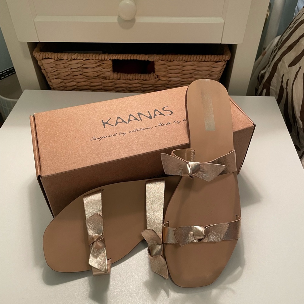 Kaanas Antonia Sandal, gold, size: 11